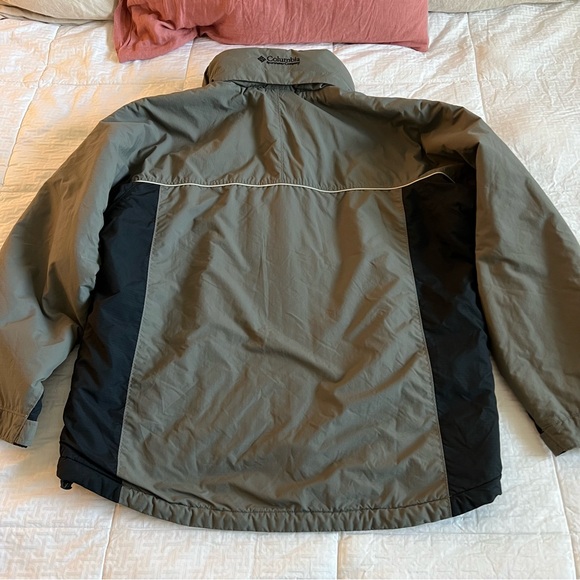 Men’s Columbia Jacket Size Large - Picture 7 of 10